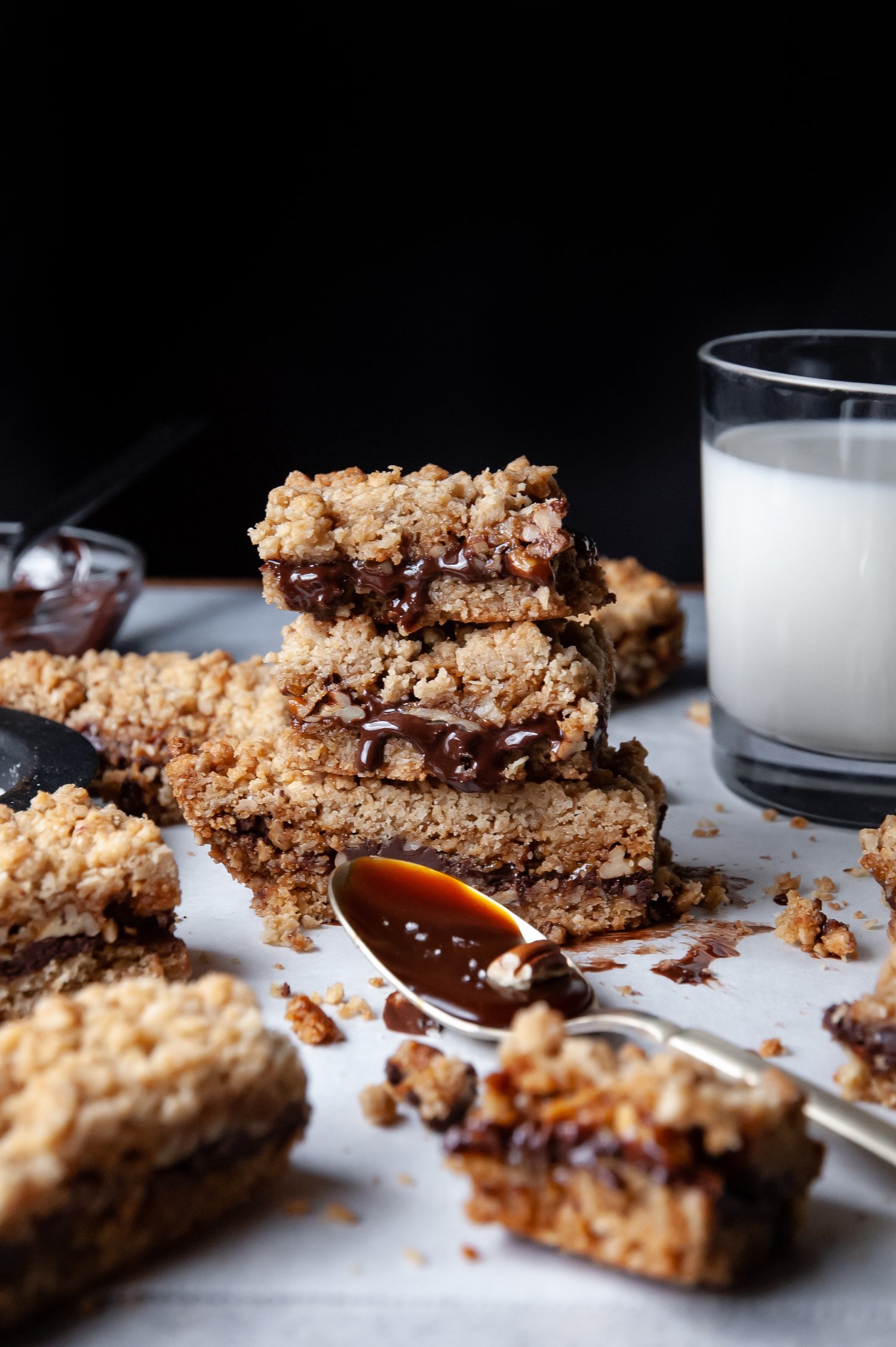 Oatmeal Caramel Bars