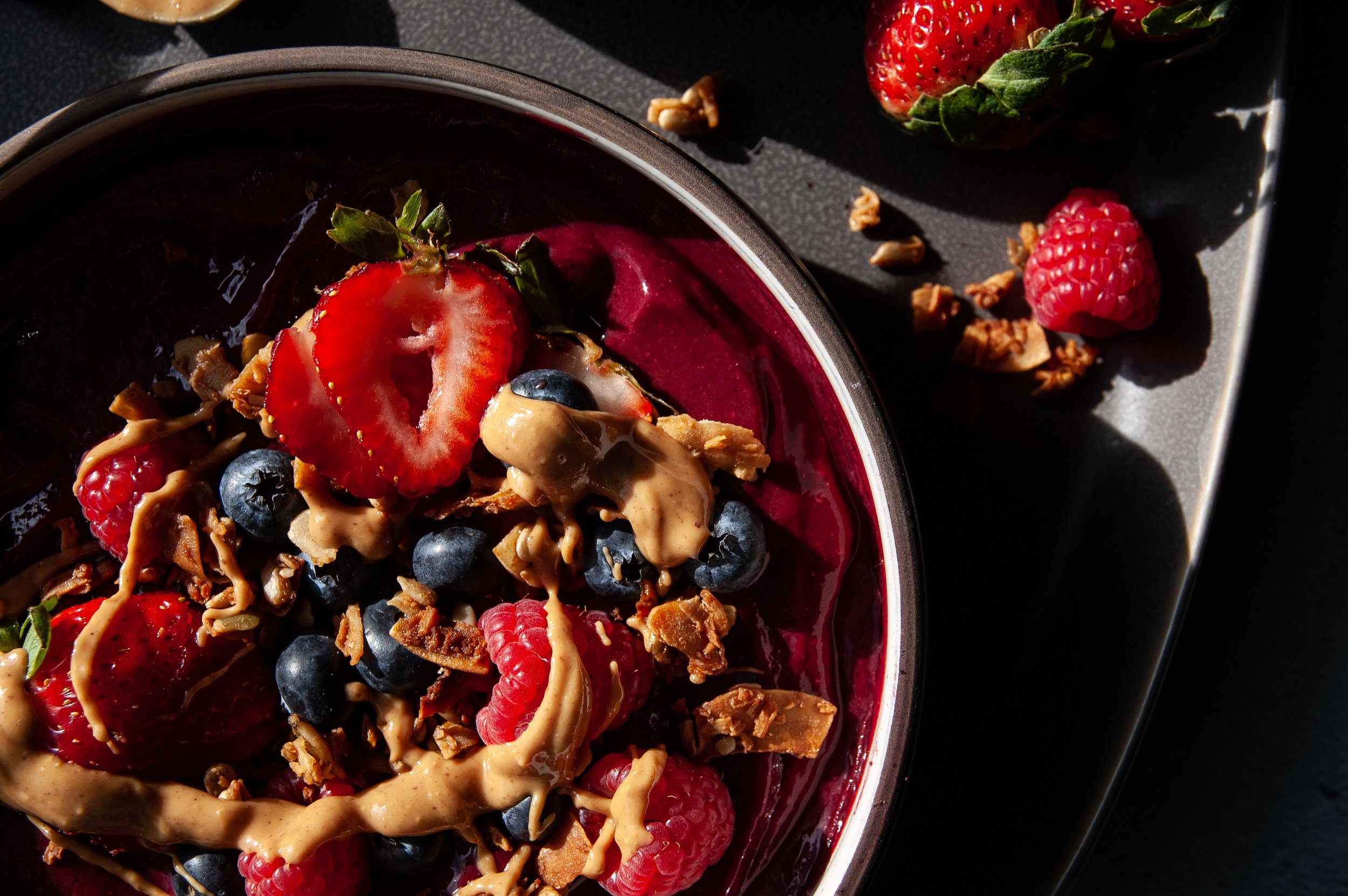 Vegan, Berry Beet Smoothie Bowl