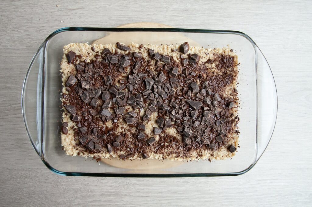 How to Make Oatmeal Caramel Bars