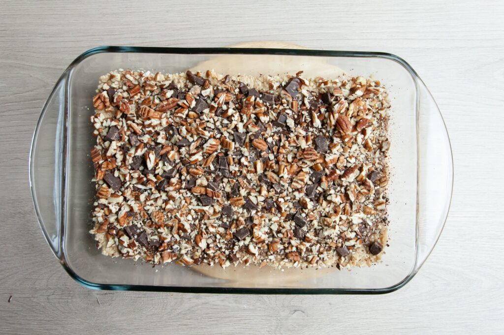 How to Make Oatmeal Caramel Bars