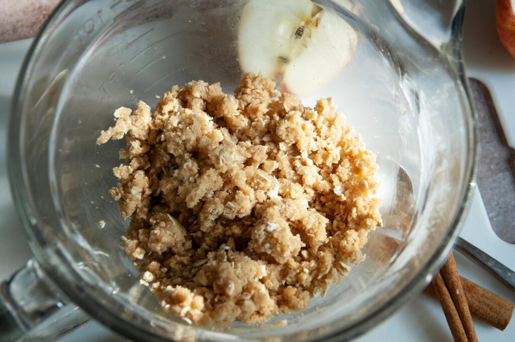 How to Make Air Fryer Apple Crisp