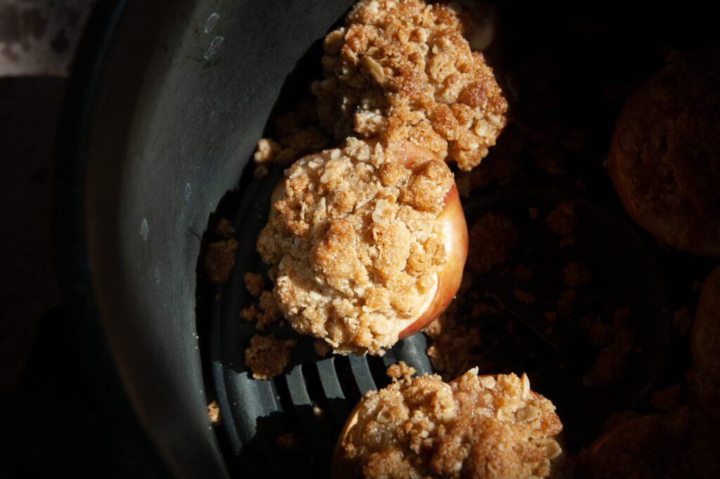 How to Make Air Fryer Apple Crisp