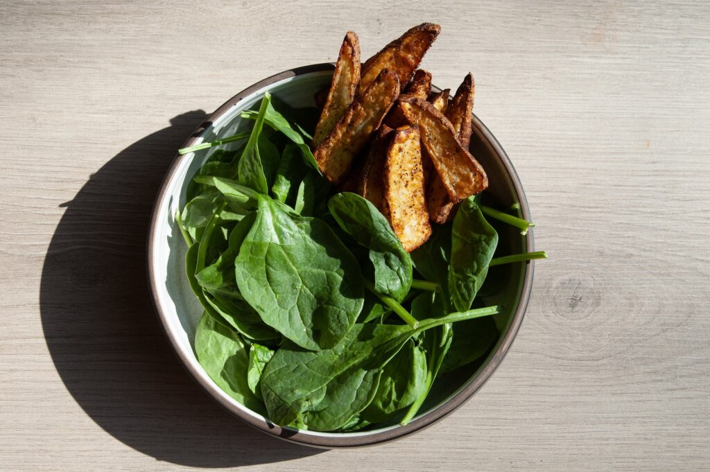 How to Make BLT Bowls with Homemade Steak Fries