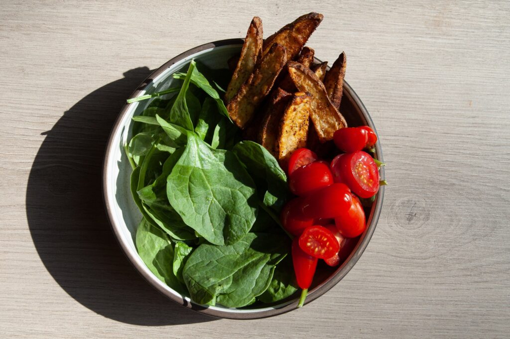 How to Make BLT Bowls with Homemade Steak Fries