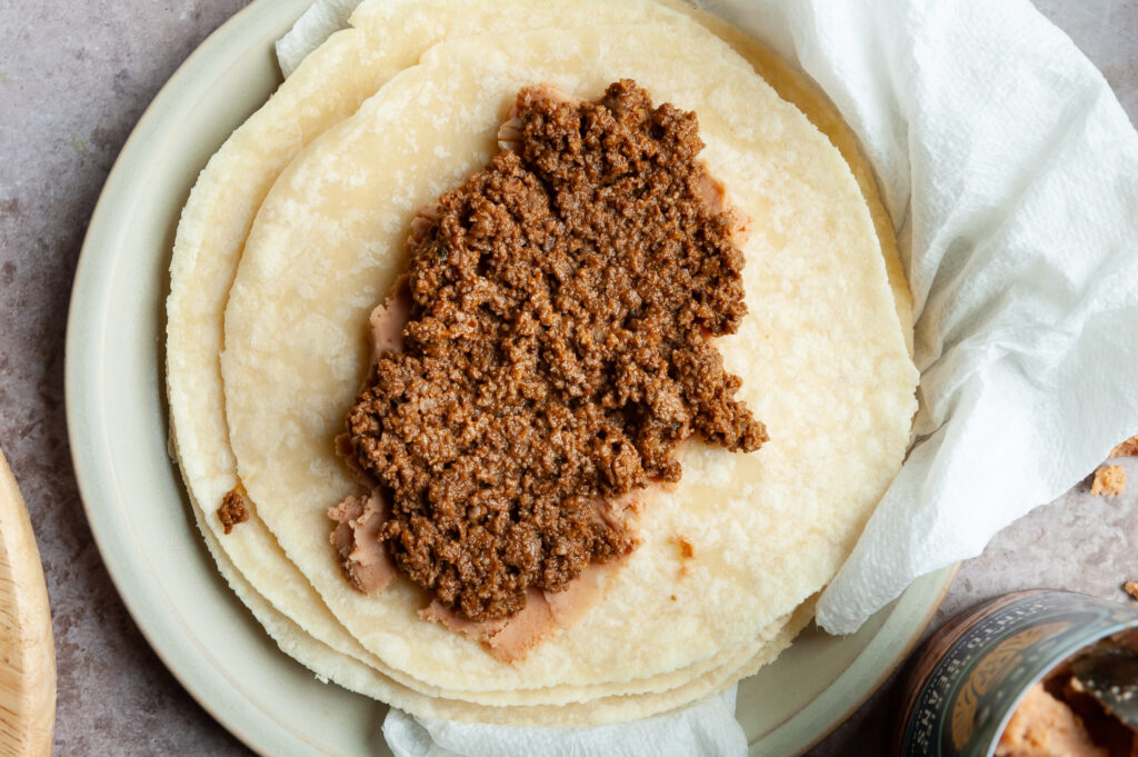 How to Make Beef and Bean Burritos